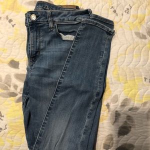 AE Next Level Stretch size 10 long Jegging